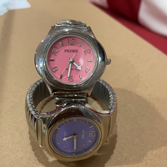 Female watches - Picture 3 of 3